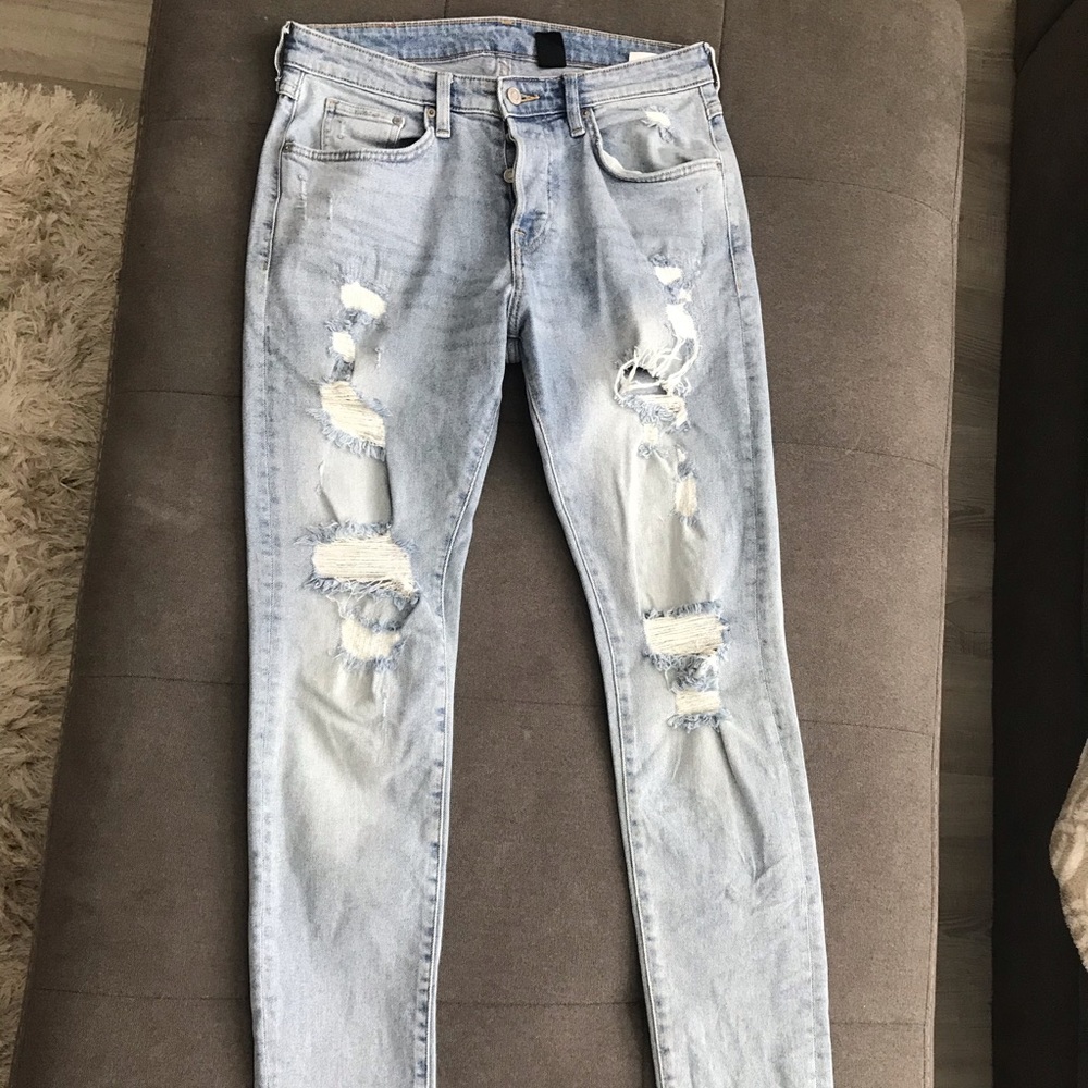 H&M Distressed Jeans